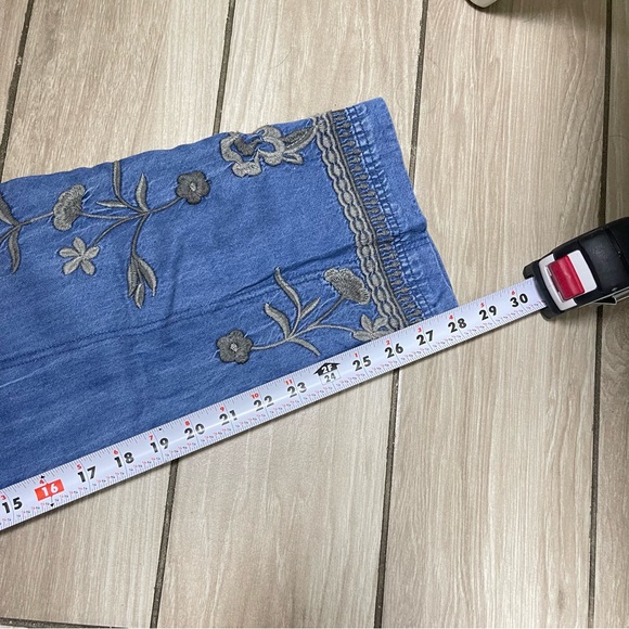 Johnny  Was Biya Aventura Blue Cargo Embroidered Jean Pant Size 8 $435 Wide Leg - Picture 12 of 13